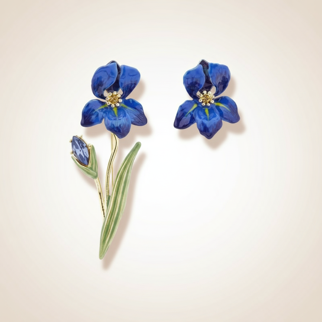 Irises Stud Earrings - Gold